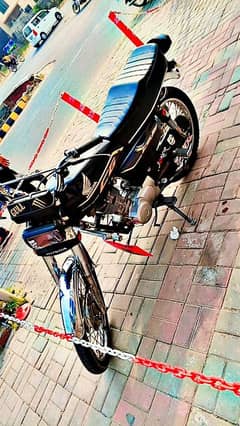 Honda 125 bike