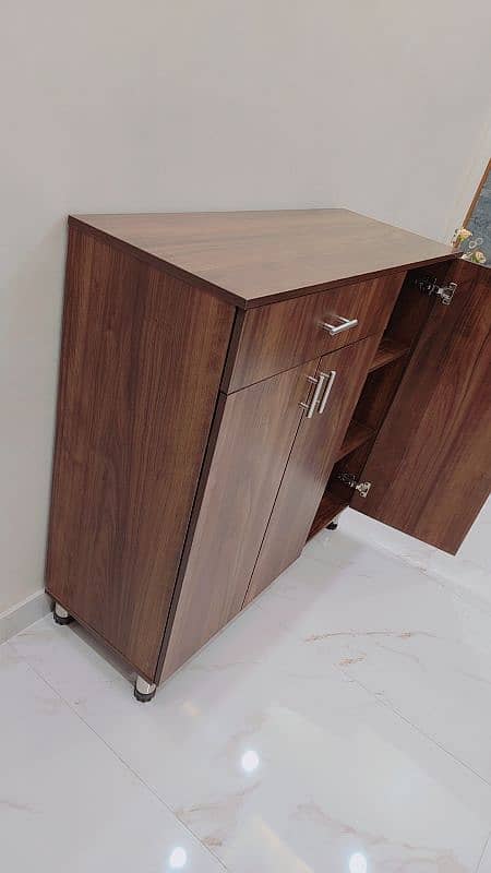 Cupboard with multiple drawers 5