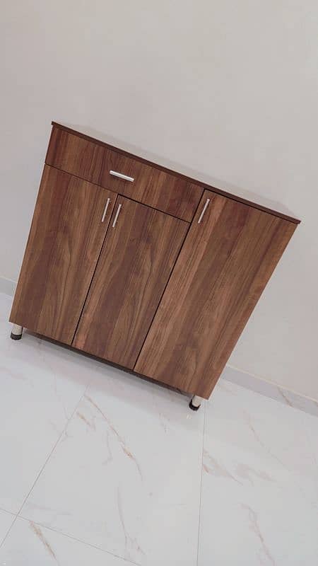 Cupboard with multiple drawers 9