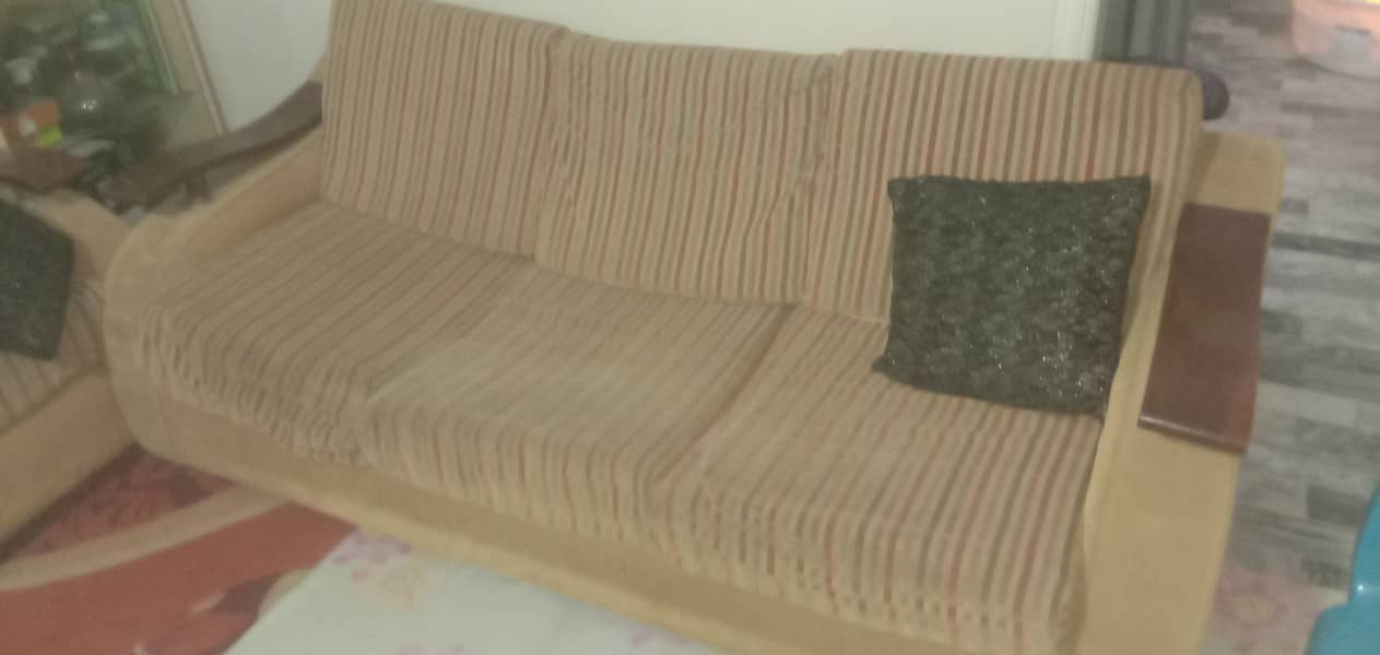 Used 5 Seater Sofa set 1