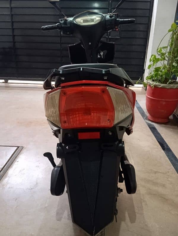 Electric scooty for sale 3