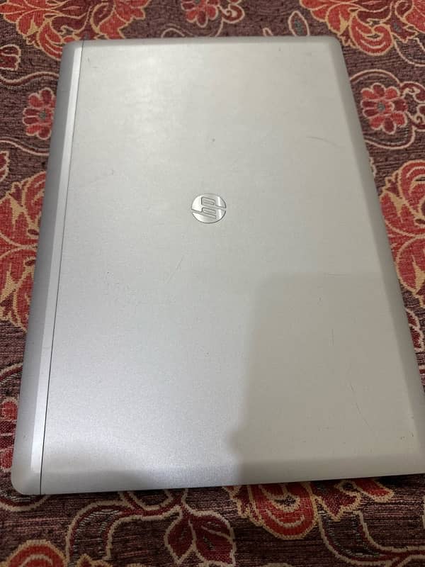 Hp folio 9480m 1