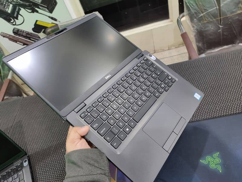 Dell Latitude 5300 ,Core i5 8th Gen  , Touch & Face Lock & Fingerprint 1