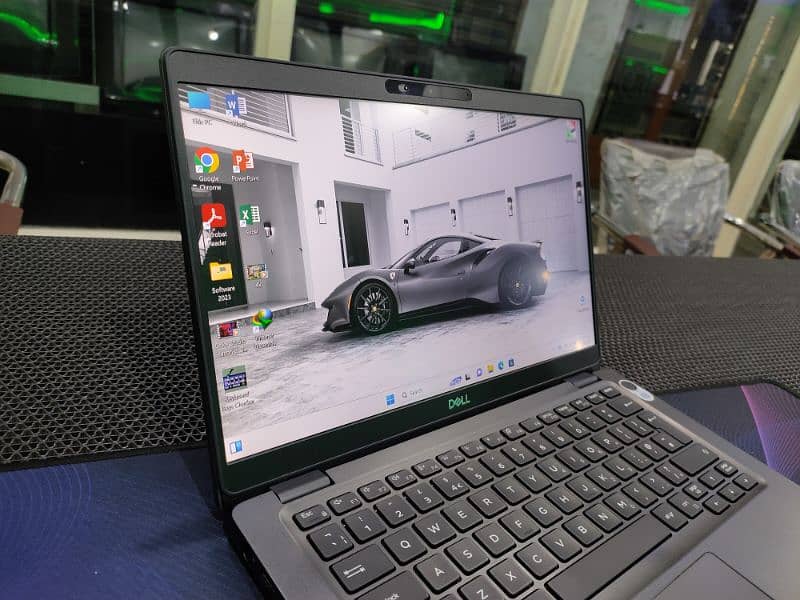 Dell Latitude 5300 ,Core i5 8th Gen  , Touch & Face Lock & Fingerprint 3