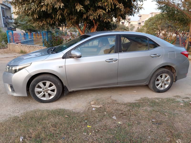 Toyota Corolla Altis 2014 1.8 cvt Cruisetronic 2