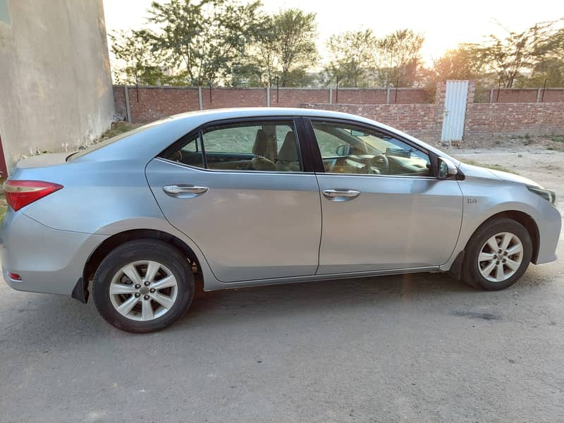 Toyota Corolla Altis 2014 1.8 cvt Cruisetronic 3