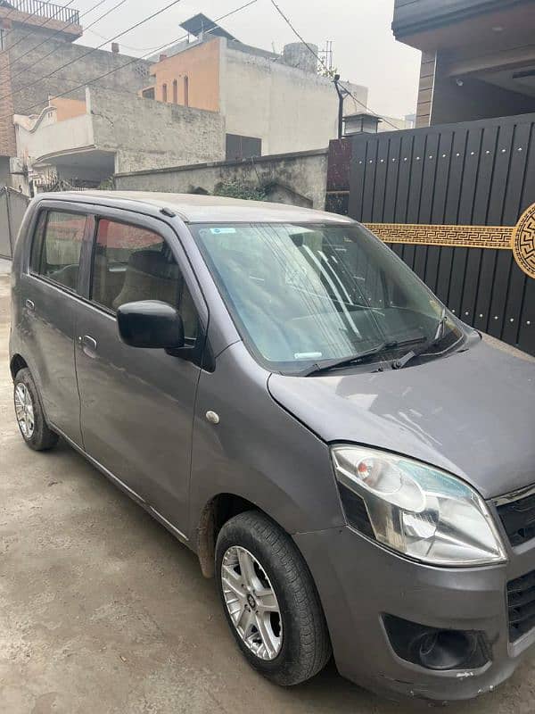 Suzuki Wagon R 2018 13