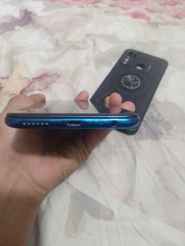 infinix s5 lite with box exchange possibe withh google pixel 3xl or 4 2