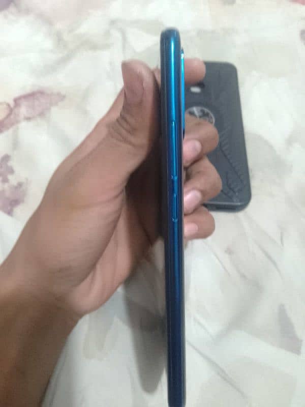 infinix s5 lite with box exchange possibe withh google pixel 3xl or 4 3