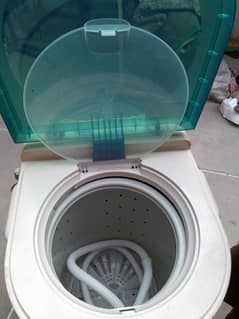 Haier new spin dry machine .