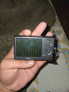 I am selling Sony cyber shot