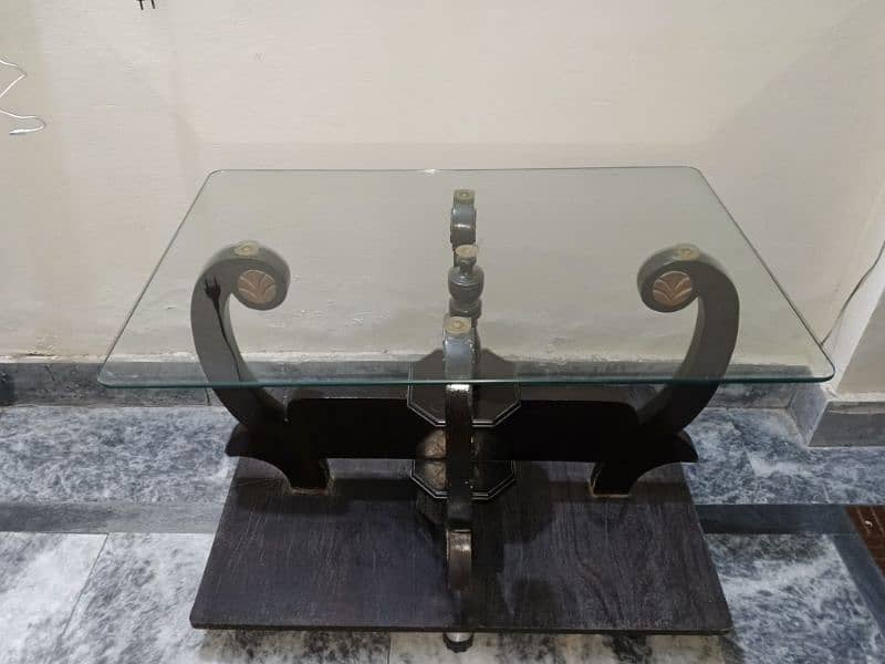 center table with glass top for sale 1