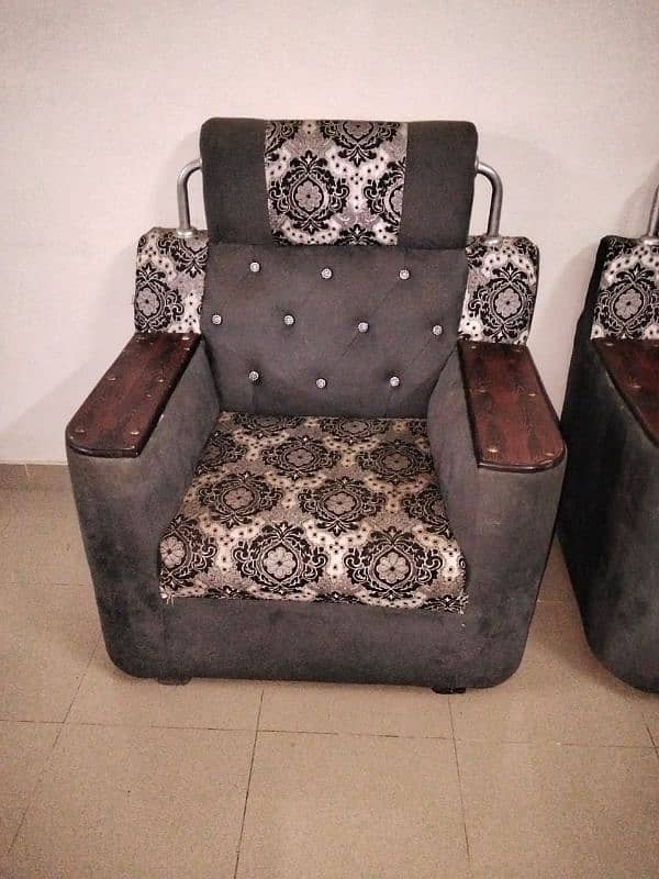 5 seater Sofa 6