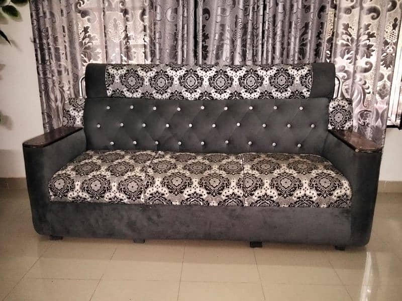 5 seater Sofa 7