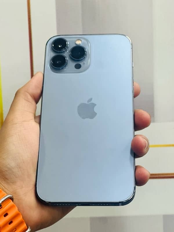 I pHONE 13 pro max 128 GB Non PTA 2 mothn sim time 03239659965 0