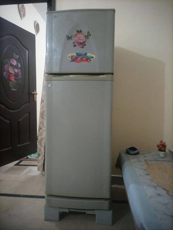 dawlance refrigerator 02 door 0