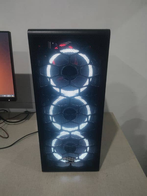 gaming pc with 3070ti 5