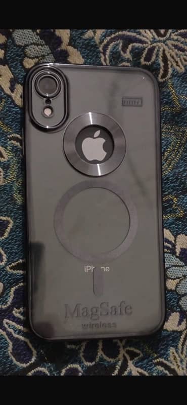 iPhone XR 64gb urgent sale 3