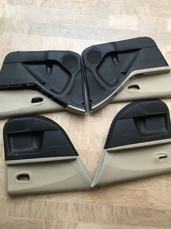 toyota Vitz door panels 1