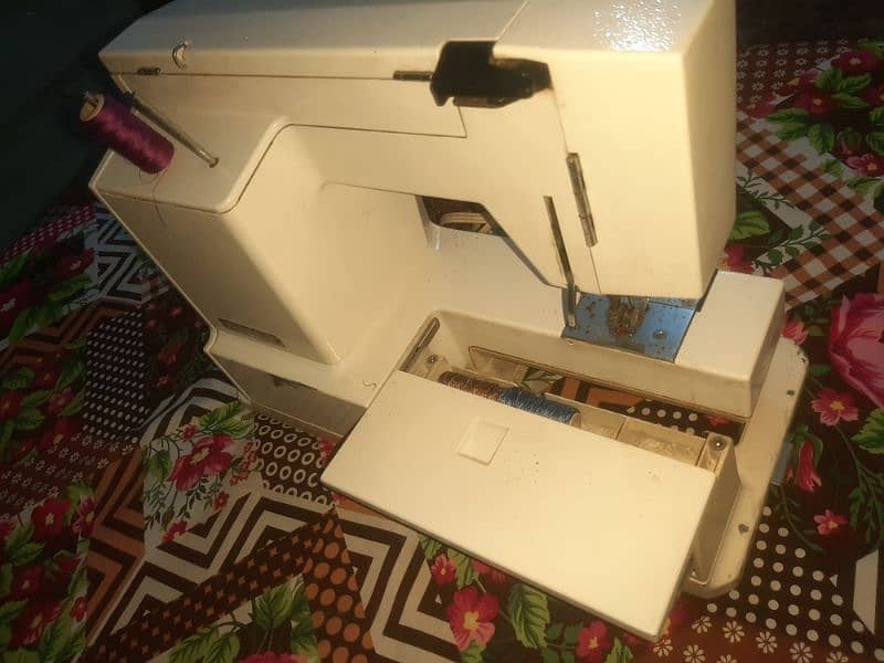 Overlock silai or karhai ki digital machine 3