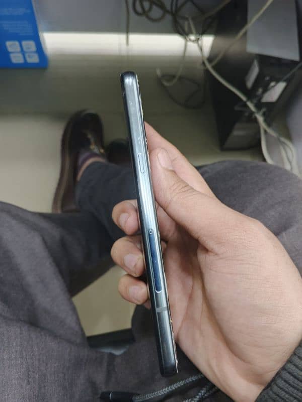 LG G8 THINQ 6/128 5