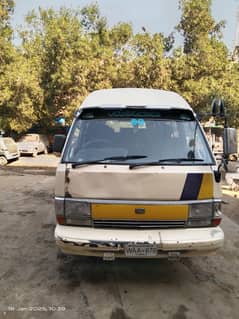 Toyota hiace 88/90