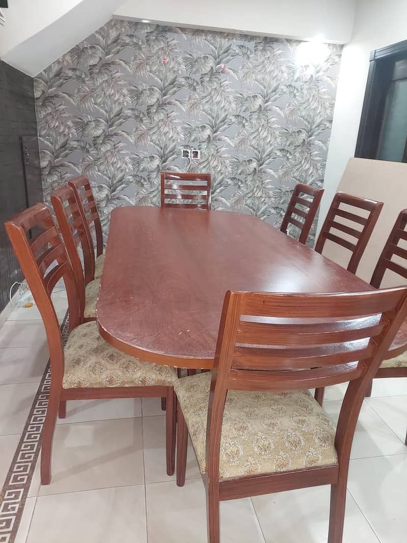 Dining table with 8 chairs 1