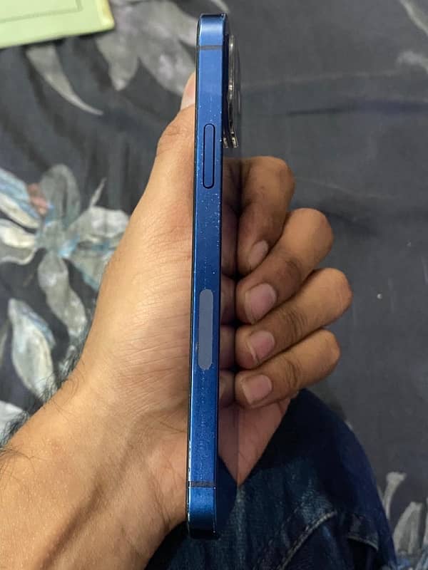 iPhone 12 128gb PTA Approved 3