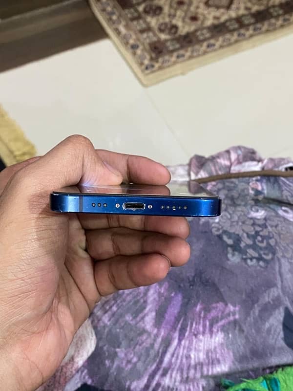 iPhone 12 128gb PTA Approved 4