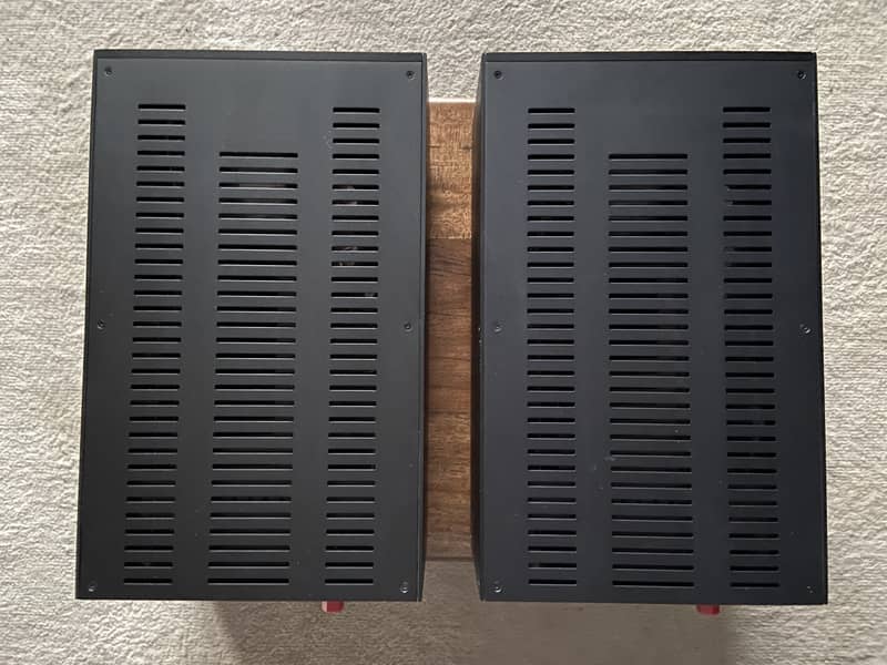 Audiolab 8300MB Monoblock Amplifiers (Pair) 1