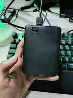 Portable  Hard  Drive 320gb (New)