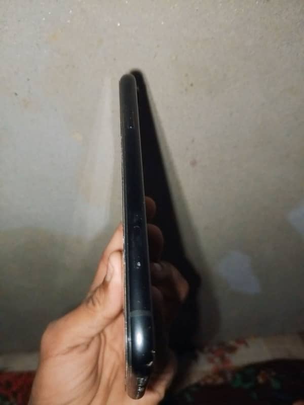 iPhone XR condition 9/8 original battery 1