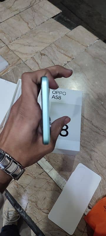 oppo A58 8+128 with box charge 4