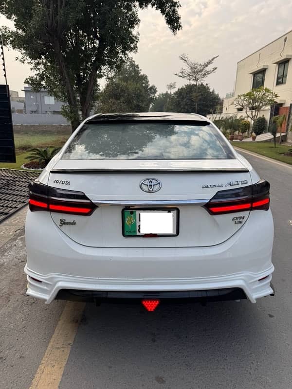 Toyota Altis Grande 2019 3