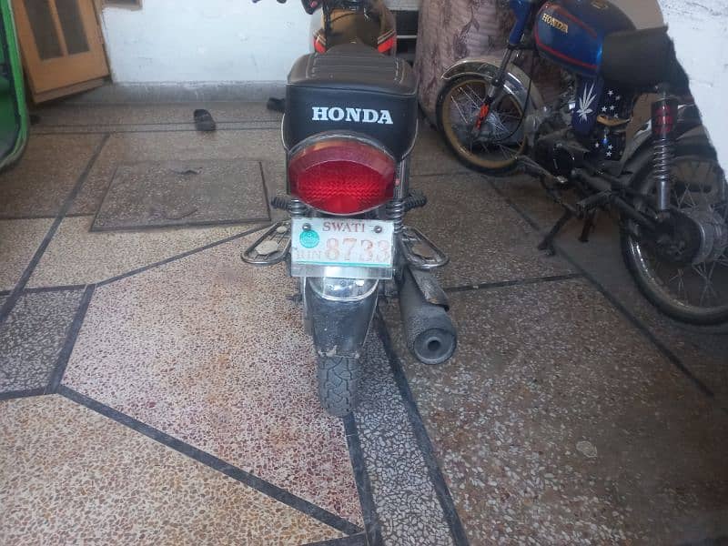 Honda 125 all ok 10/10condition 2