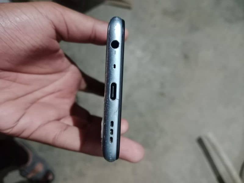 oppo a76 condition saf ha only panal shade ha 2