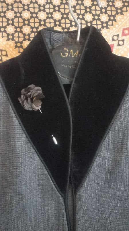 Eden Robe tow piece suit just 1 time wear like new 9