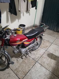 Honda CD 70 2012 model rawalpindi number 1st owner neat bike home used