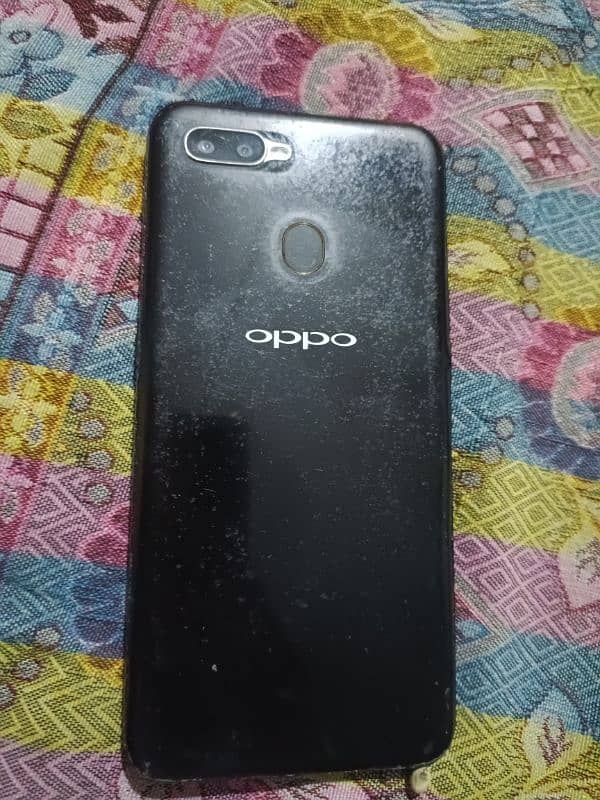 2  32 gb momery 10 by 8 condition panal change baki all ok 0