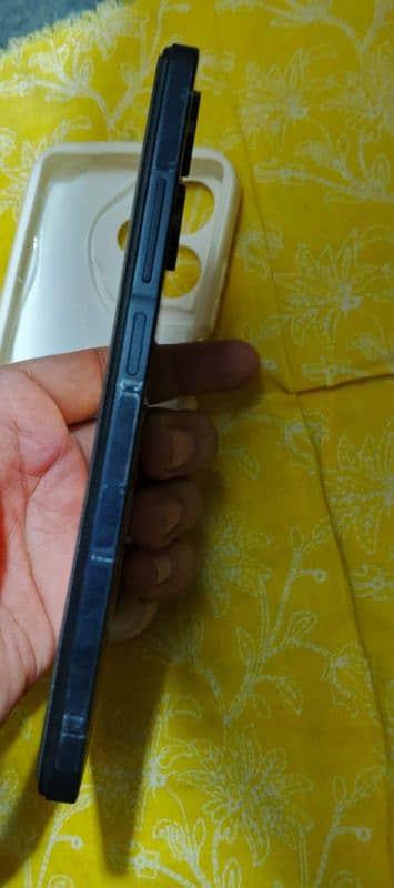 Infinix hot 30 condition 10/10  8/128 With Complete box 3