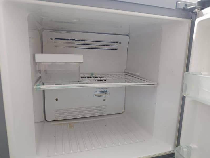 Toshiba Fridge - Non Frosting 2