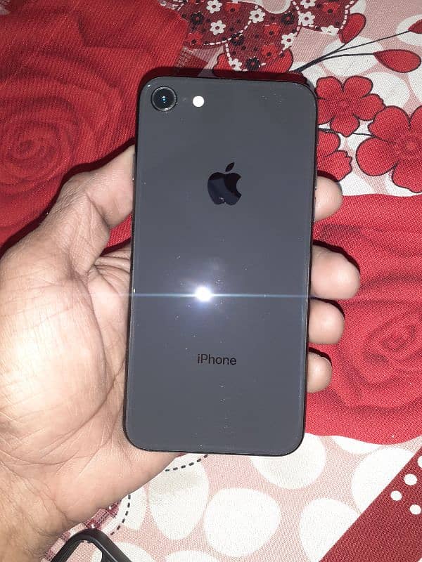 I phone 8 64 gb 0