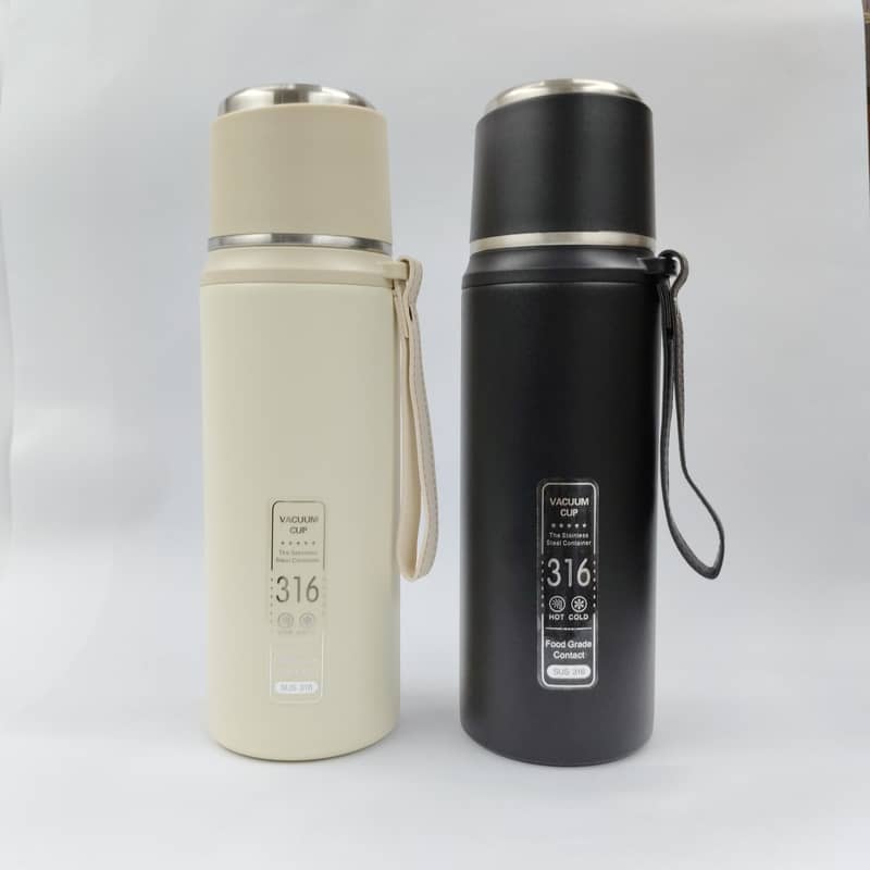 Premium 800ml Steel Water Bottle with Leather Cover 1