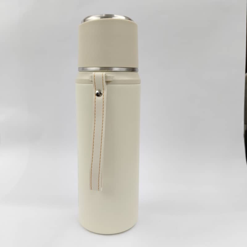 Premium 800ml Steel Water Bottle with Leather Cover 3