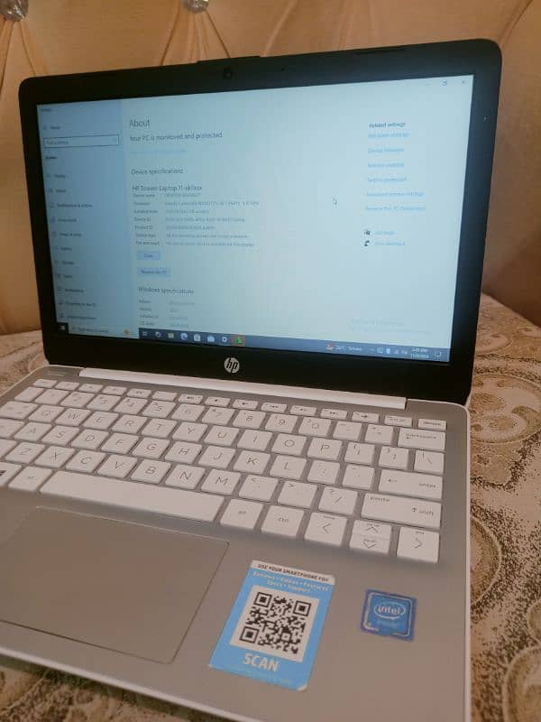 HP Stream pro slim series 4