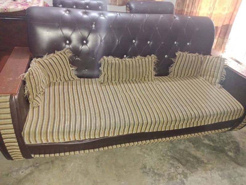 Sofa Set (Good Condition) 2