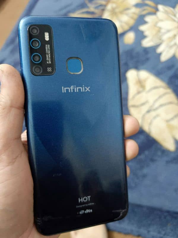 infinix hot 9 4/128 gb good battery timing decent camera 4