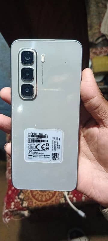 Infinix hot 50 pro Ram 8GB Room 128GB 1