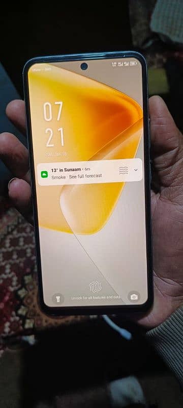 Infinix hot 50 pro Ram 8GB Room 128GB 3