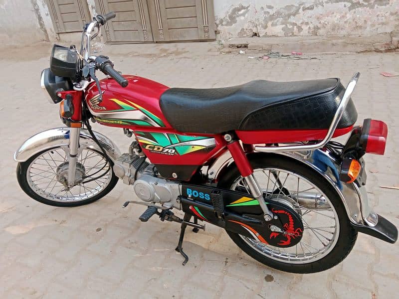 Honda cd70 ,,,zero 3057524669 urgent for sale 2022 applied for 1